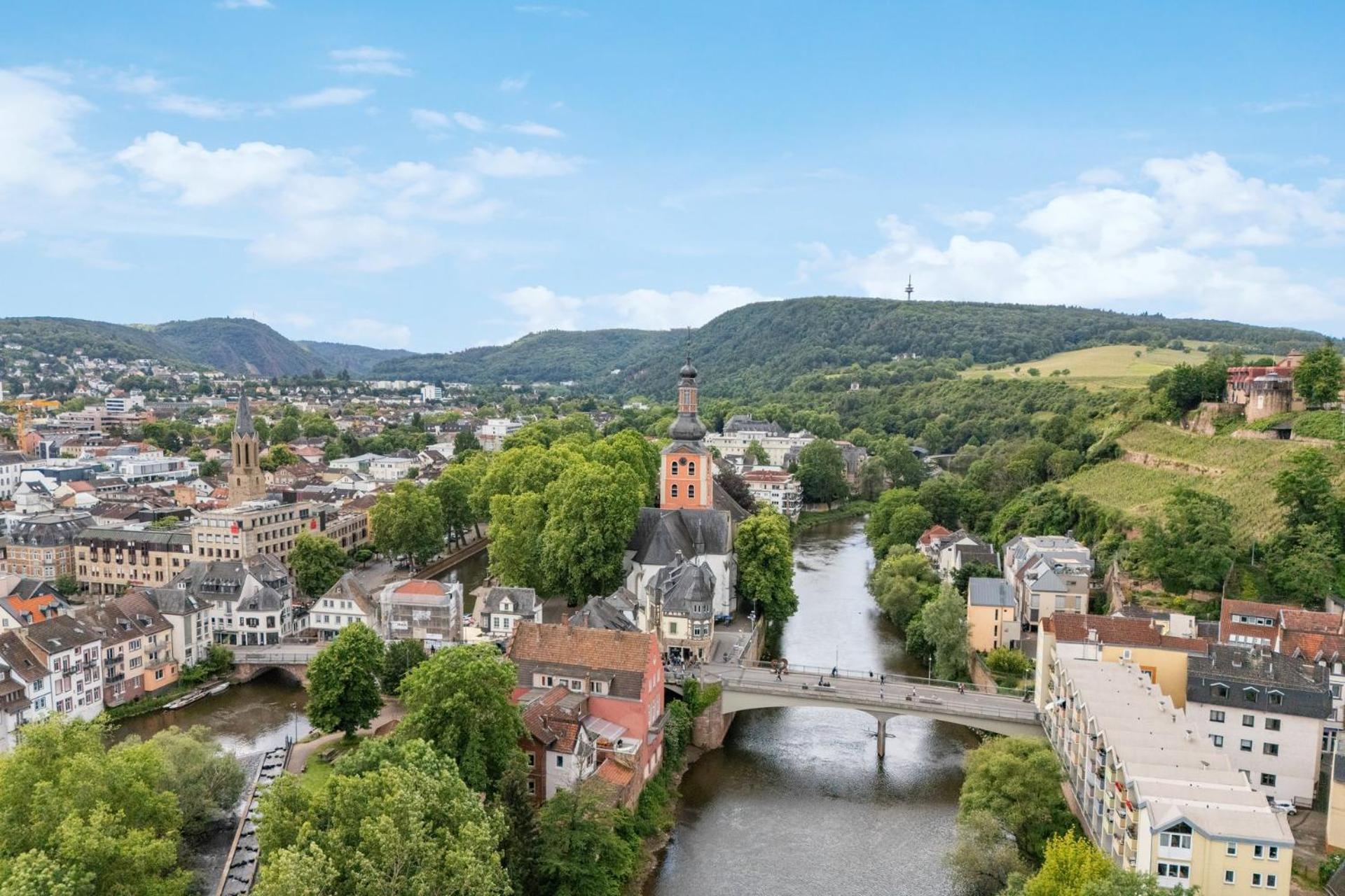 Altstadt Apartment Am Wasser Mit Parkplatz Und Riesigem Garten Bad Kreuznach Exterior foto